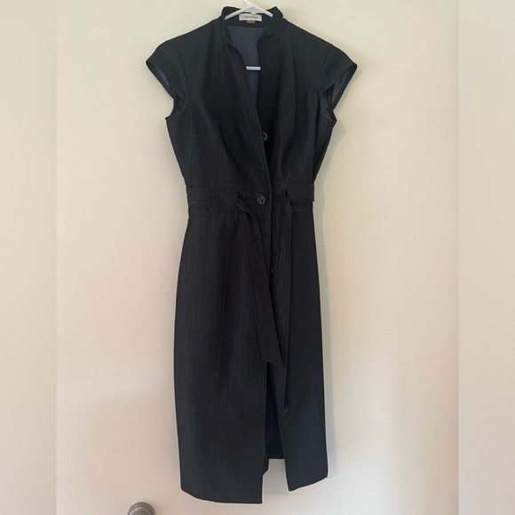 Calvin Klein Dresses & Skirts - Calvin Klein button front shift dress